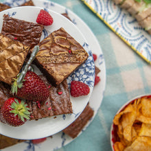 Load image into Gallery viewer, Mother & Baby Brownie & Neals Yard Gift Box | Barbury Hill