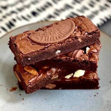 Load image into Gallery viewer, Brownie &amp; Cookie Tasting Selection Box

