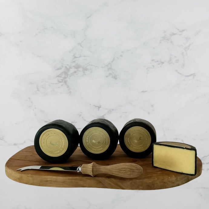 Trio of Deluxe Cheddar Cheese, Barbury Hill